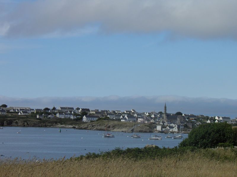 La baie et le bourg de Lampaul